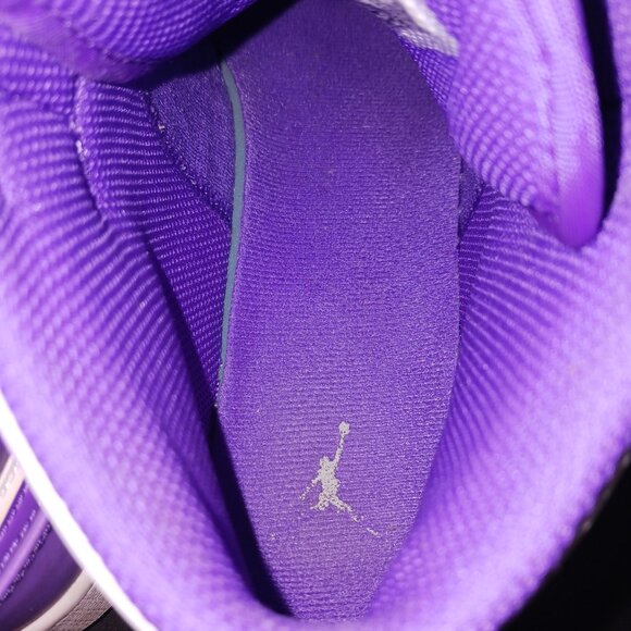 Nike Air Jordan Retro Mid Preschool Purple Venom White size 5.5Y - Picture 7 of 11